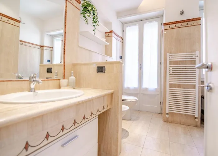 Hot Tub - Private Parking - Park Apartment