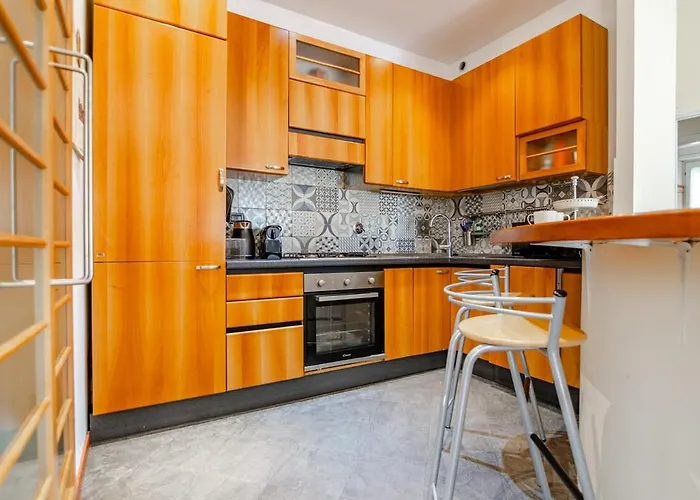 Hot Tub - Private Parking - Park Apartment