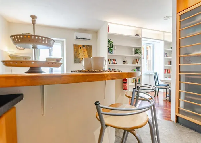 Hot Tub - Private Parking - Park Apartment *