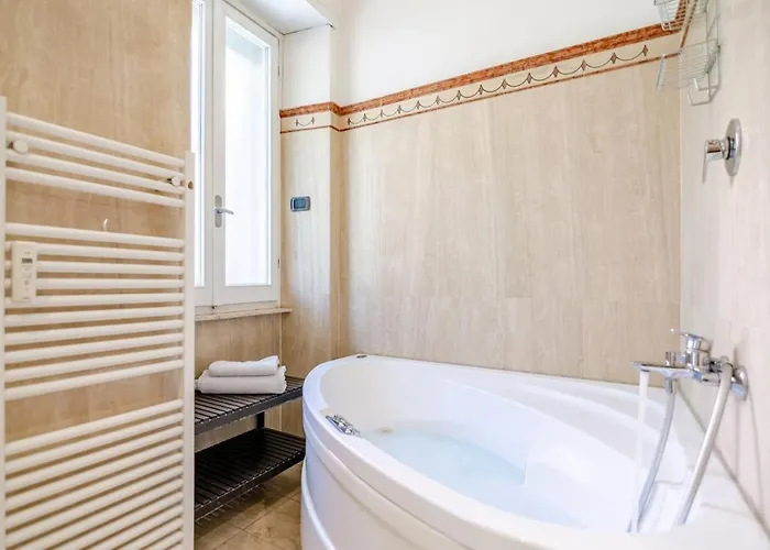 Apartment Hot Tub - Private Parking - Park